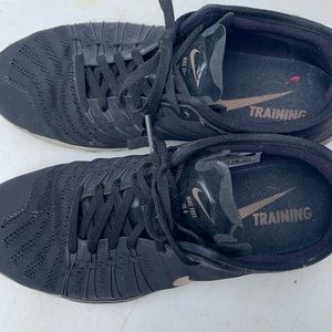 Women’s Nike free sneakers